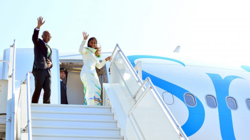 الرئيس المالديفي يغادر إلى سريلانكا في زيارة غير رسمية