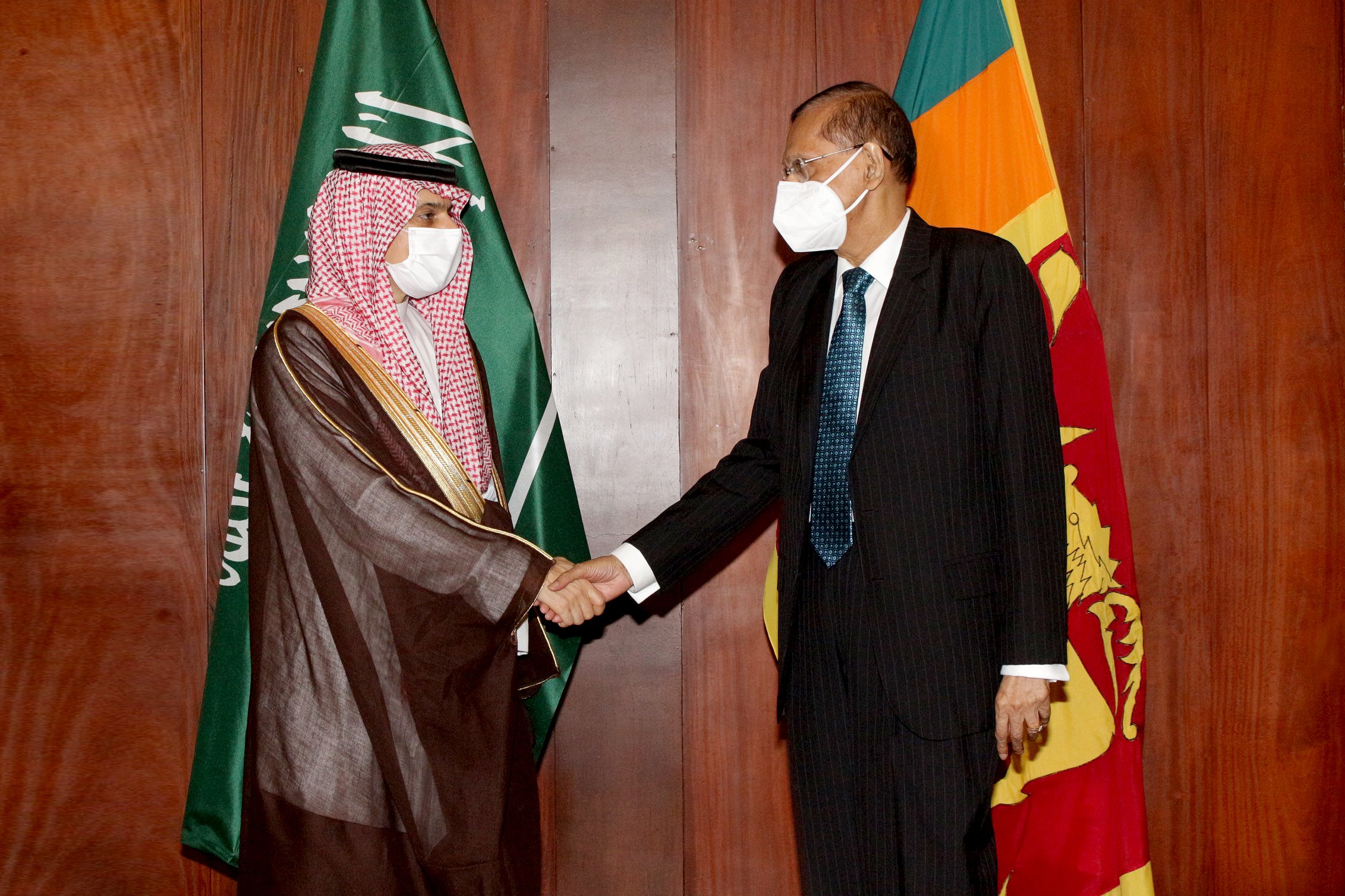 السعودية وسريلانكا تستعرضان العلاقات الثنائية بينهما