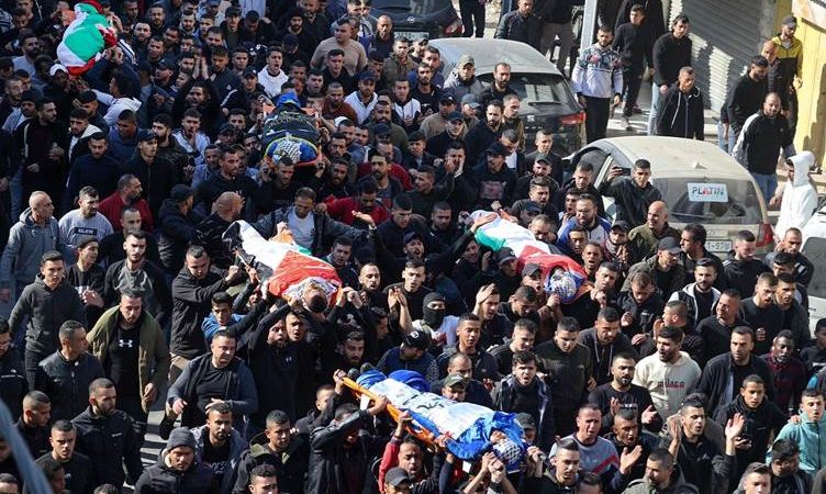 سقوط 10 شهداء من بينهم مسنة في فلسطين