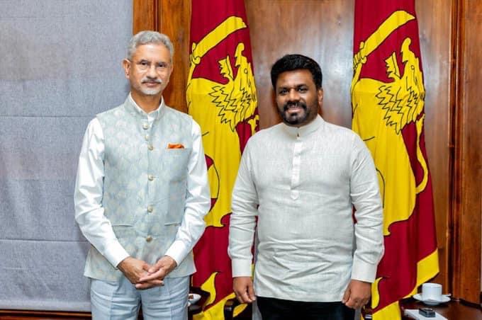 رئيس سريلانكا يستقبل وزير الخارجية الهندي