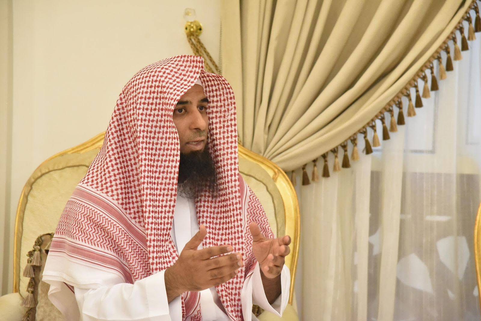 إمام الحرم النبوي صلاح البدير يزور المالديف لأول مرة منذ أربعة عقود