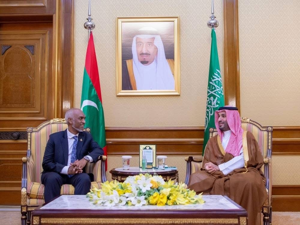 رئيس المالديف يلتقي ولي العهد السعودي لبحث تعزيز العلاقات الثنائية