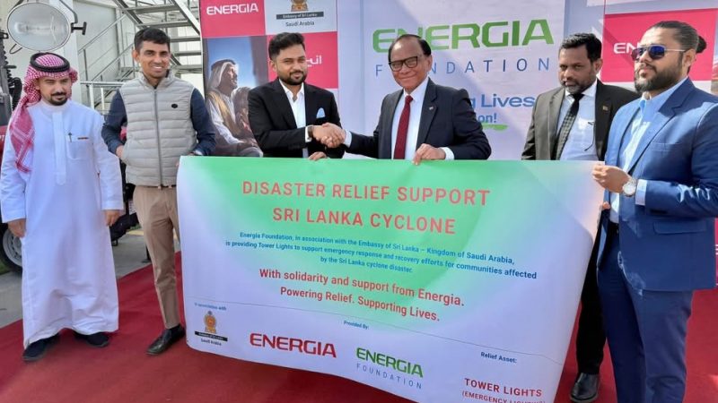 شركة «إنرجيا» السعودية تتبرع بمولدات إنارة برجية لدعم جهود التعافي من إعصار «ديتواه» في سريلانكا