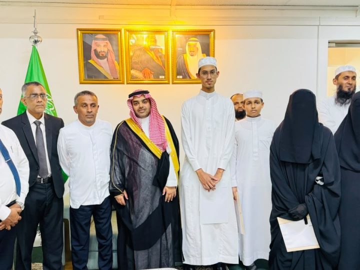 للمرة الأولى.. أربعة متسابقين من سريلانكا يشاركون في مسابقة الملك عبد العزيز الدولية لحفظ القرآن الكريم